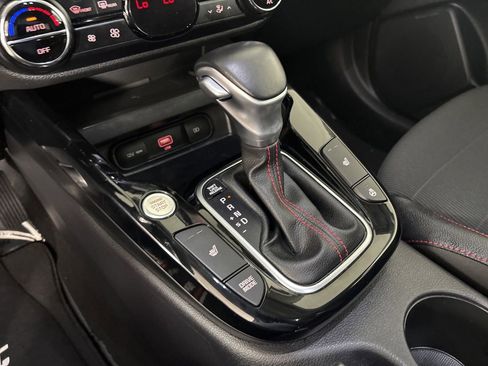 Used 2020 Kia Soul GT-Line Turbo FWD image 20