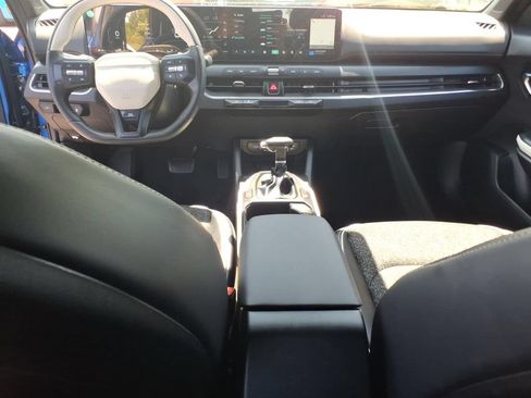 Used 2025 Kia K4 GT-Line FWD image 13
