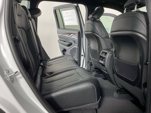 New 2026 Jeep Grand Cherokee Limited Reserve AWD/4WD image 26