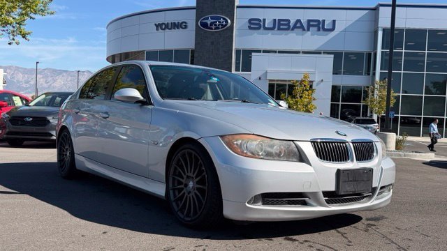 Used 2006 BMW 330i Sedan RWD image 1