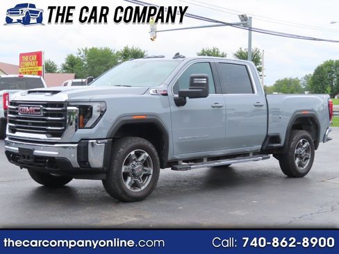 Used 2025 GMC Sierra 2500 SLE w/ SLE Value Package; AWD/4WD image 1