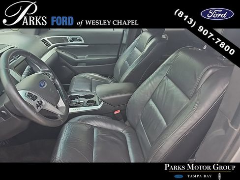 Used 2014 Ford Explorer XLT w/ Equipment Group 202A FWD image 9