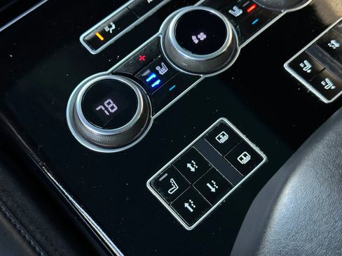 Used 2014 Land Rover Range Rover Autobiography image 25