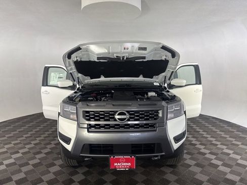 New 2026 Nissan Frontier SV w/ SV Convenience Package image 10