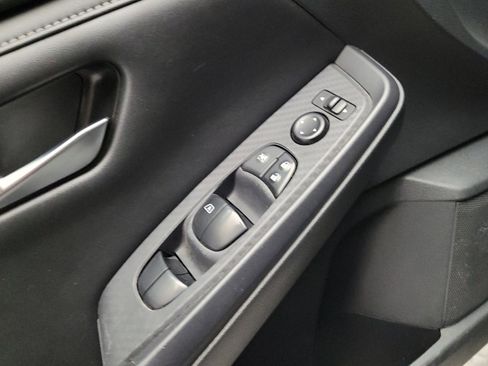 Used 2021 Nissan Sentra SV FWD image 27