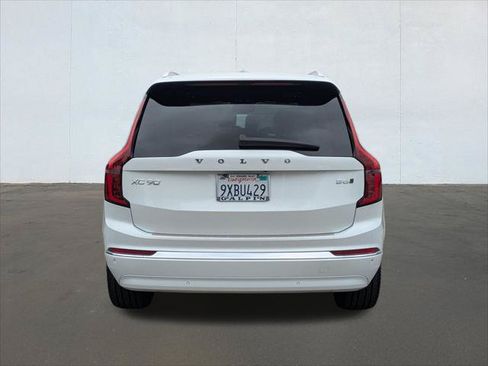 Used 2026 Volvo XC90 B6 Plus w/ Protection Package Premier AWD/4WD image 4