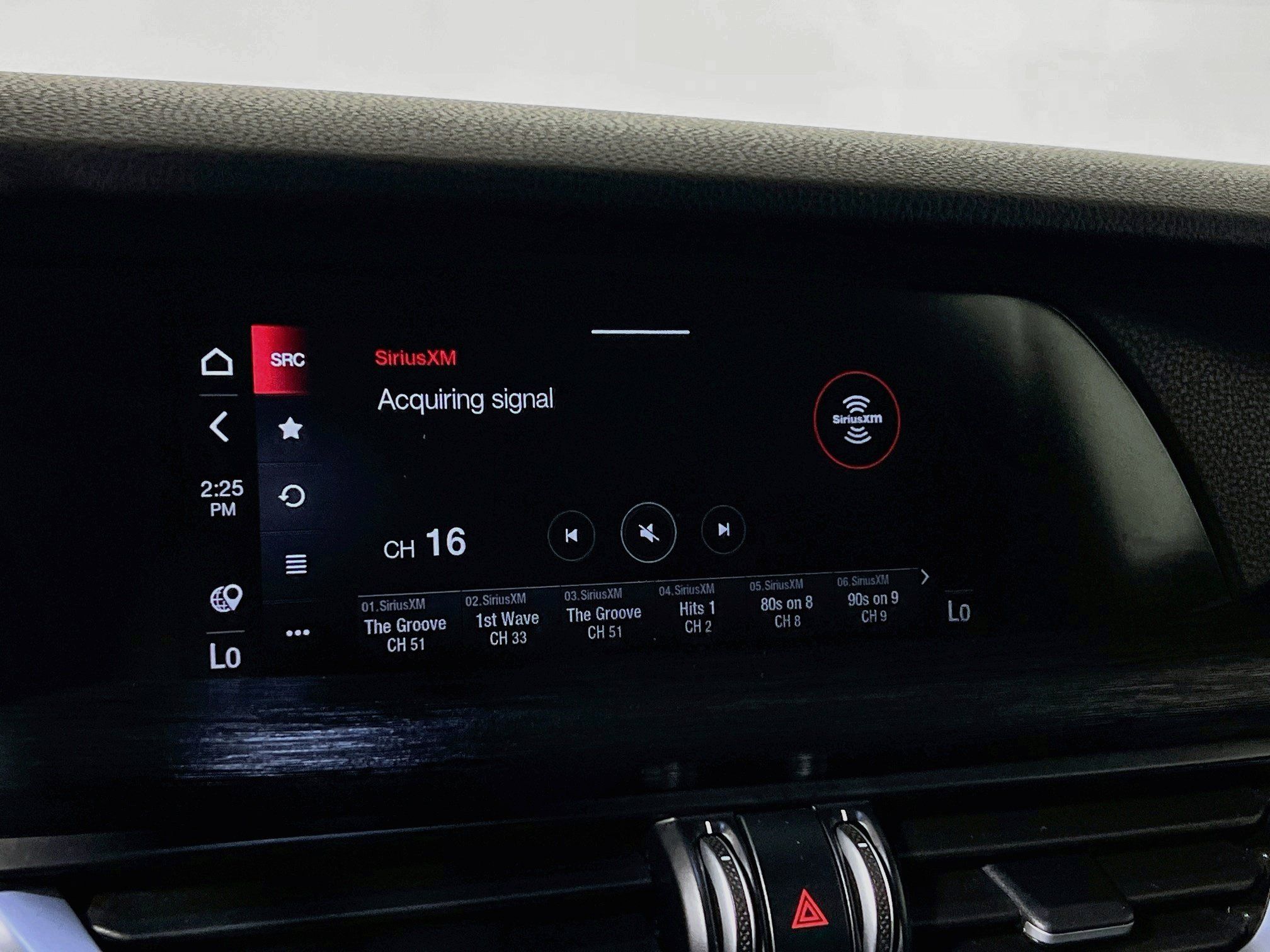 Used 2023 Alfa Romeo Stelvio Sprint RWD image 27