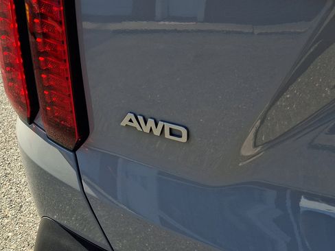 Used 2022 Kia Sorento S w/ Panoramic Sunroof Package image 17