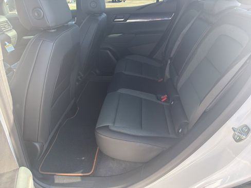 New 2026 GMC Terrain AT4 w/ Convenience Package III AWD/4WD image 18