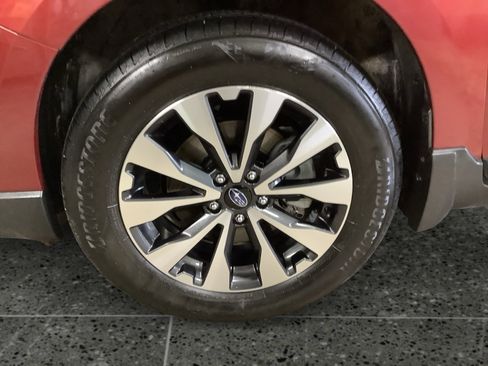 Used 2017 Subaru Outback 3.6R Limited image 14