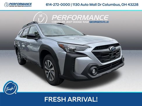 Used 2025 Subaru Outback Premium w/ Popular Package #1 AWD/4WD image 1