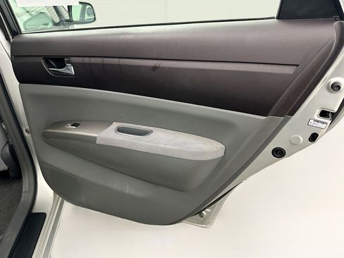 Used 2005 Toyota Prius image 29