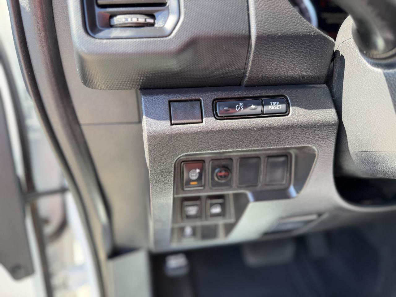 Used 2024 Nissan Frontier S w/ Technology Package AWD/4WD image 23