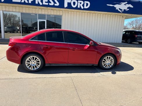 Used 2012 Chevrolet Cruze Eco image 2