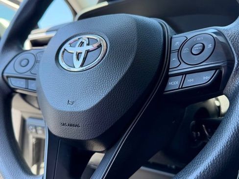 Used 2024 Toyota Corolla LE FWD image 9