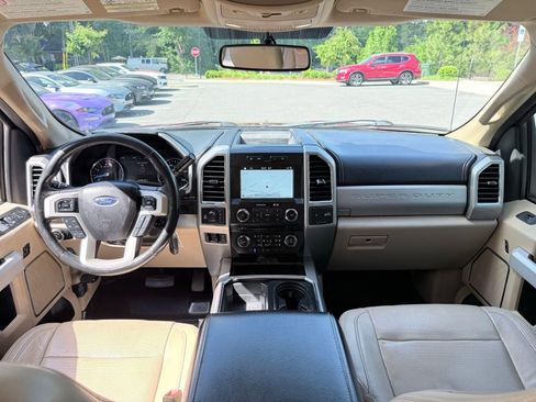 Used 2018 Ford F350 Lariat w/ Chrome Package AWD/4WD image 37