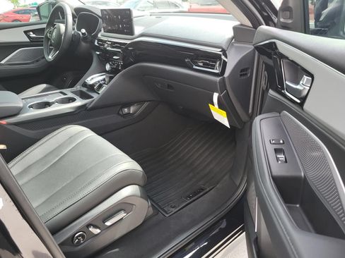 Used 2026 Acura MDX SH-AWD image 8