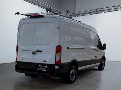 Used 2024 Ford Transit 250 148 Medium Roof RWD image 5