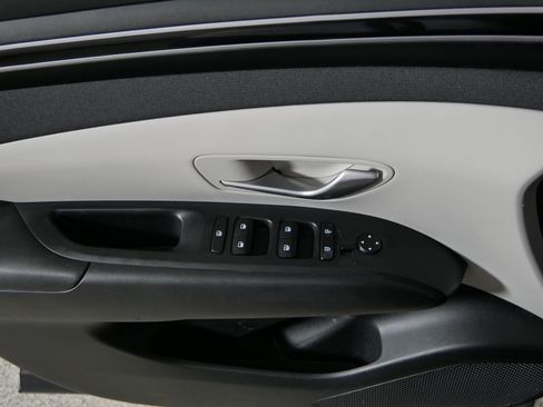 Used 2023 Hyundai Tucson SEL w/ Convenience Package AWD/4WD image 19