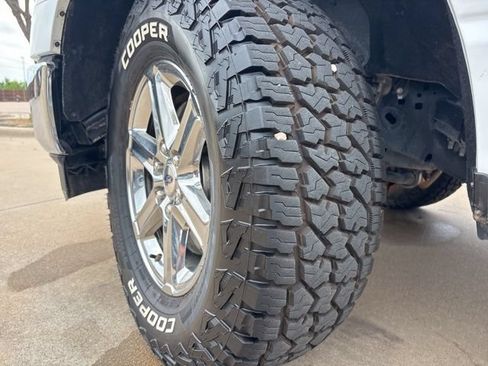 Used 2024 Ford F150 XLT w/ Tow/Haul Package AWD/4WD image 18