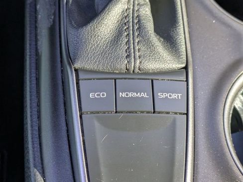 Used 2023 Toyota Camry SE w/ Convenience Package image 16