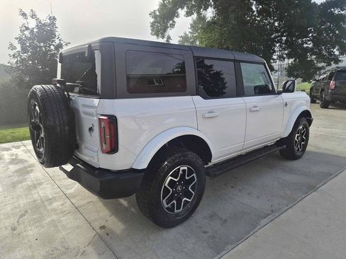 Used 2023 Ford Bronco Outer Banks AWD/4WD image 4