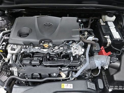 Used 2024 Toyota Camry LE image 27