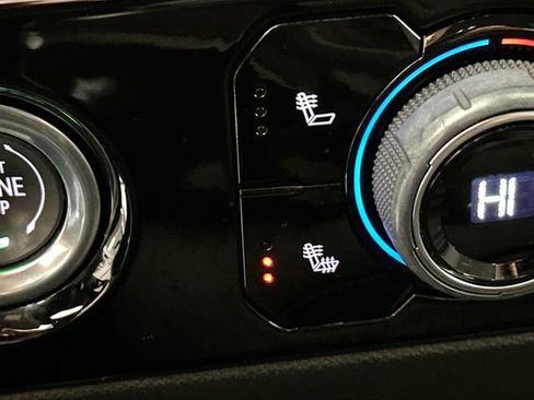 Used 2024 Chevrolet Silverado 1500 LT image 16