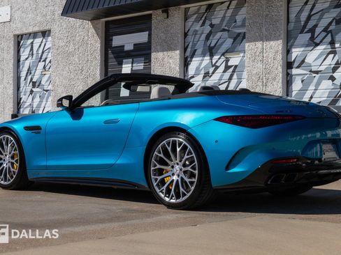 Used 2025 Mercedes-Benz SL 55 AMG 4MATIC image 11