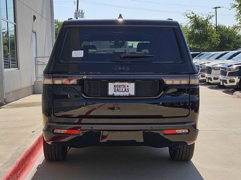 New 2026 Jeep Grand Wagoneer L Summit AWD/4WD image 4