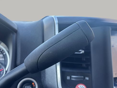 Used 2024 RAM 2500 Big Horn image 25