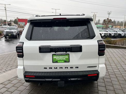 New 2026 Toyota 4Runner 4WD image 4