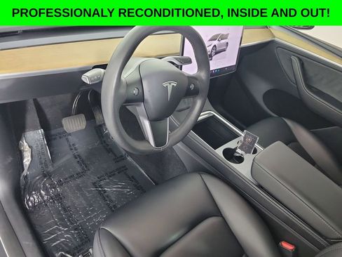 Used 2024 Tesla Model Y Long Range AWD/4WD image 7