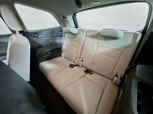 Certified 2018 Honda Pilot EX-L image 4