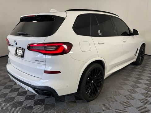 Used 2022 BMW X5 xDrive40i w/ M Sport Package AWD/4WD image 8