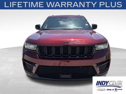 Used 2024 Jeep Grand Cherokee Altitude