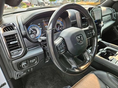Used 2022 RAM 1500 Limited w/ Body-Colour Bumper Group AWD/4WD image 19