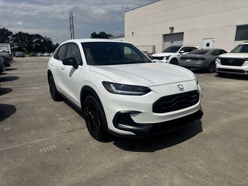 New 2027 Honda HR-V Sport image 3