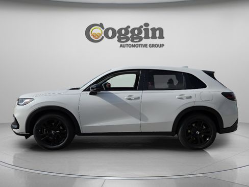 New 2026 Honda HR-V Sport image 2