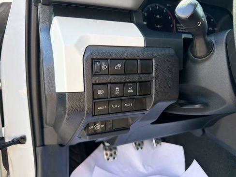 Used 2024 Toyota Tacoma TRD Sport w/ TRD Sport Upgrade Package AWD/4WD image 20