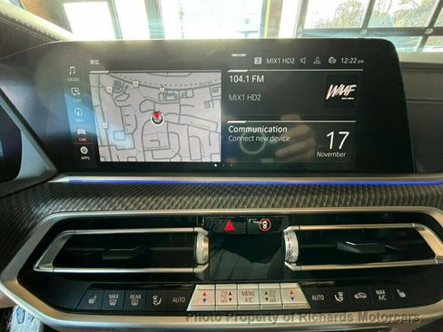 Used 2022 BMW X6 M image 31