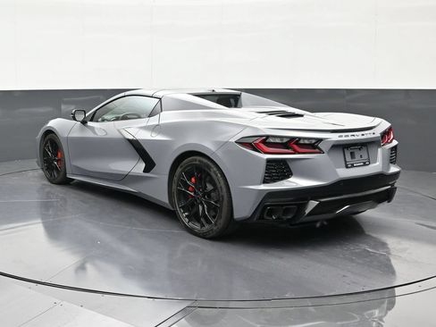 Used 2024 Chevrolet Corvette Stingray Convertible w/ 1LT RWD image 3