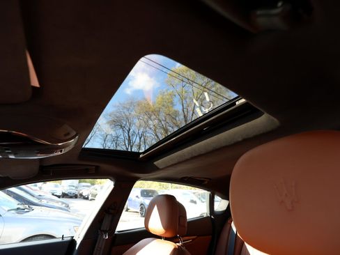 Used 2017 Maserati Quattroporte S Q4 image 16