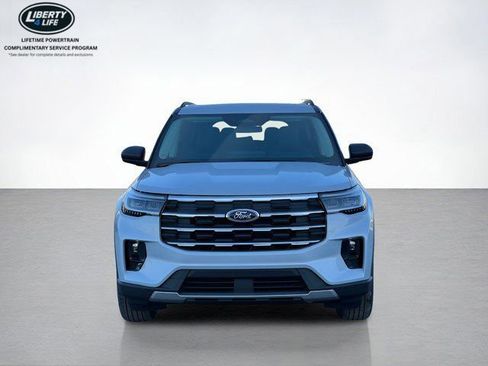 New 2026 Ford Explorer Active w/ Active Comfort Package image 8