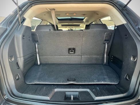 Used 2015 Chevrolet Traverse LT w/ LPO, 'HIT The Road' Package image 19