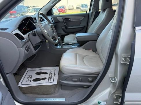 Used 2014 Chevrolet Traverse LTZ FWD image 21