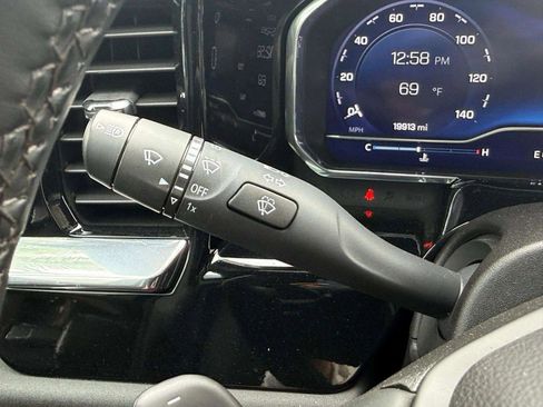 Used 2024 Chevrolet Silverado 1500 RST AWD/4WD image 43