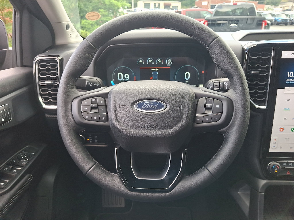 New 2026 Ford Ranger Lariat w/ FX4 Off-Road Package AWD/4WD image 9