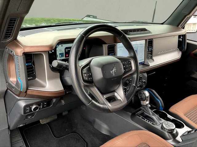 Used 2023 Ford Bronco Outer Banks w/ Sasquatch Package AWD/4WD image 13