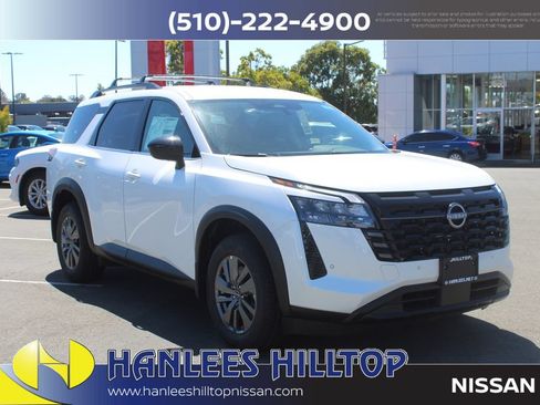 New 2026 Nissan Pathfinder SV AWD/4WD image 5